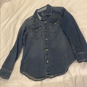Gap chambray button down
